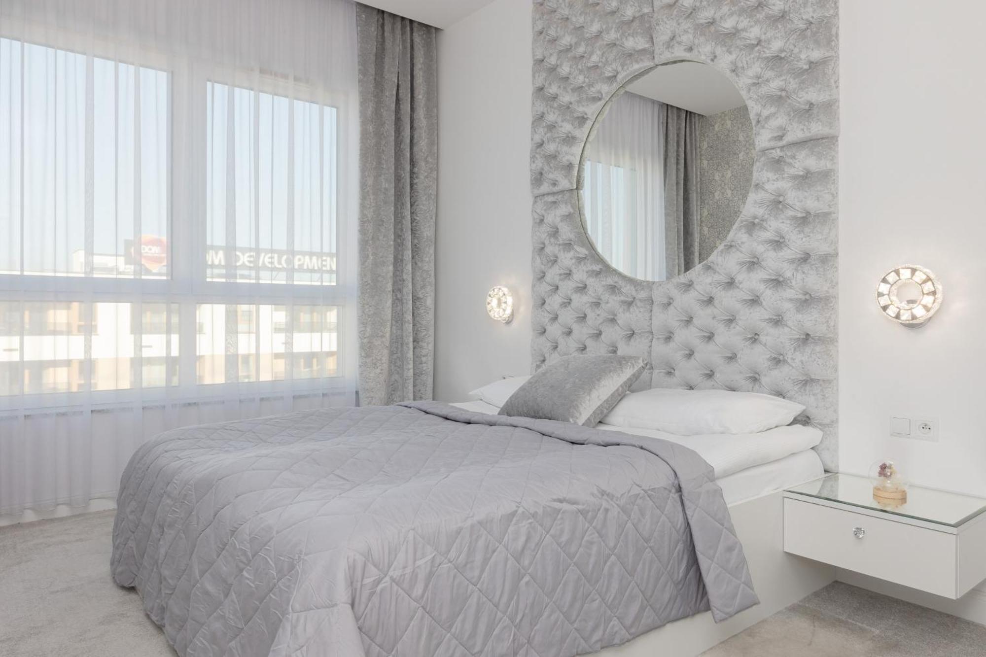 Elegant Apartments With Balcony & Parking Warsaw By Noclegi Renters エクステリア 写真