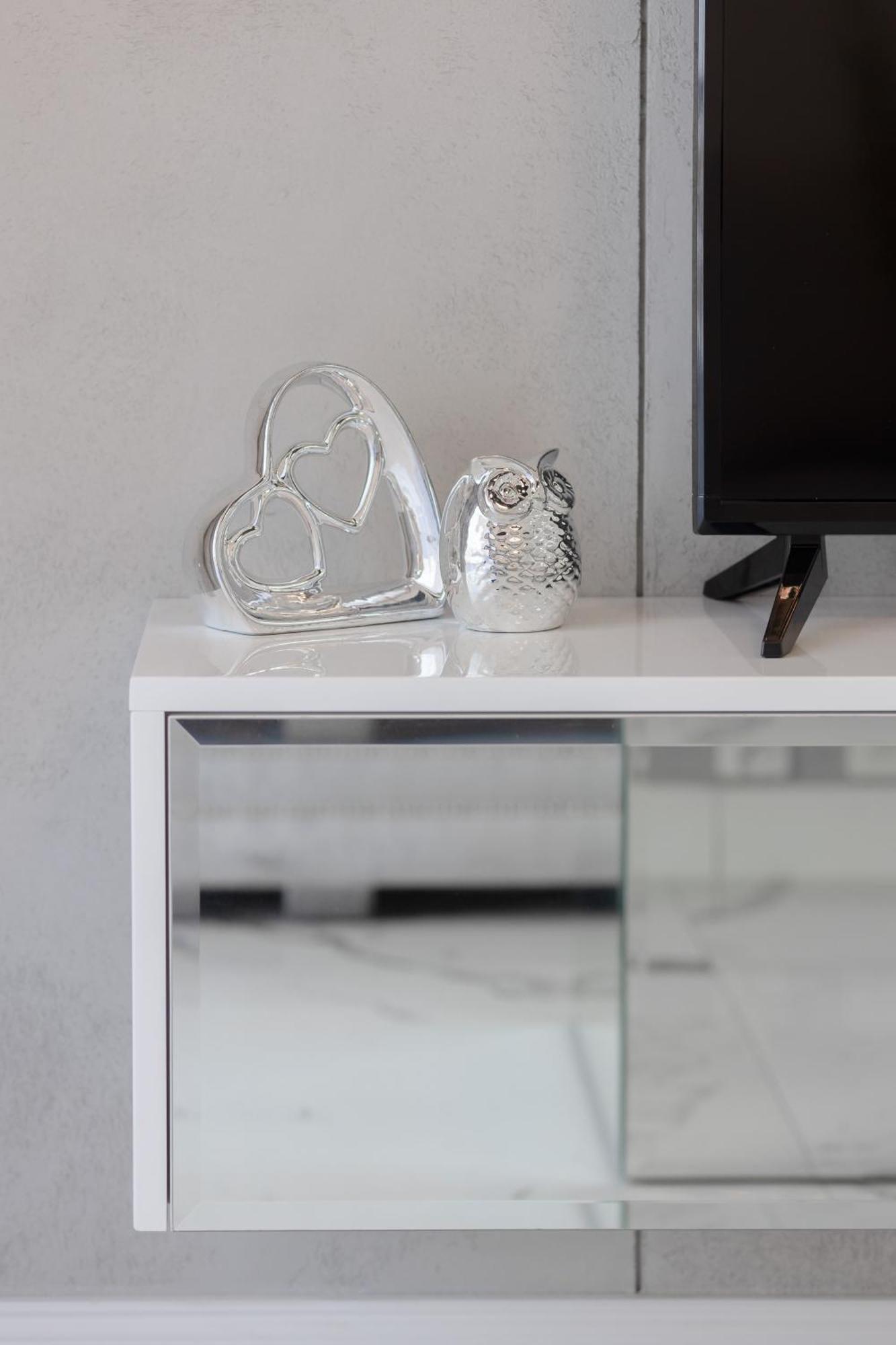 Elegant Apartments With Balcony & Parking Warsaw By Noclegi Renters エクステリア 写真