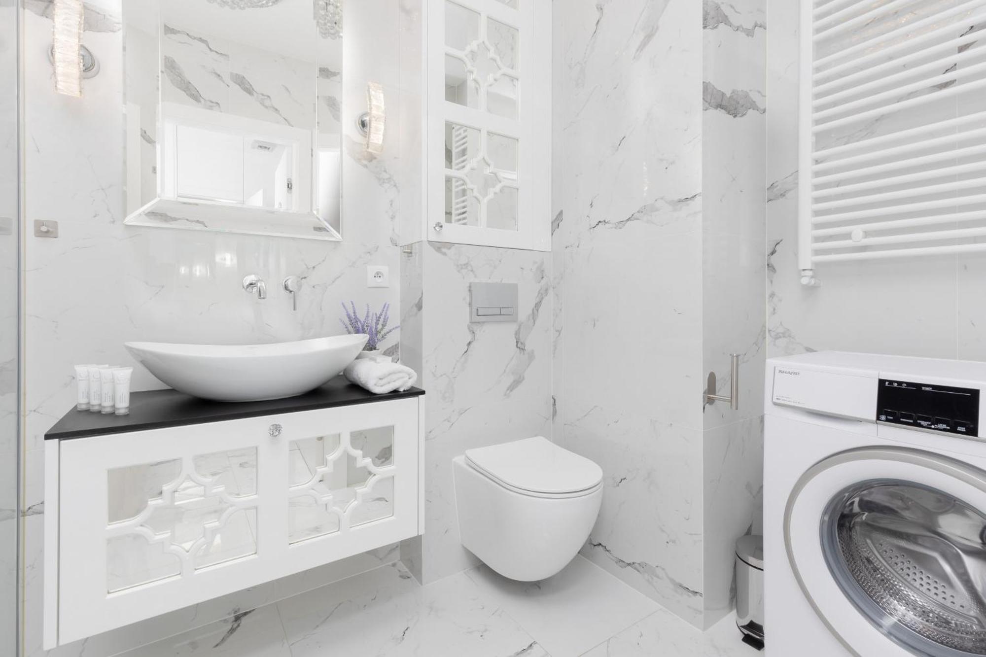 Elegant Apartments With Balcony & Parking Warsaw By Noclegi Renters エクステリア 写真